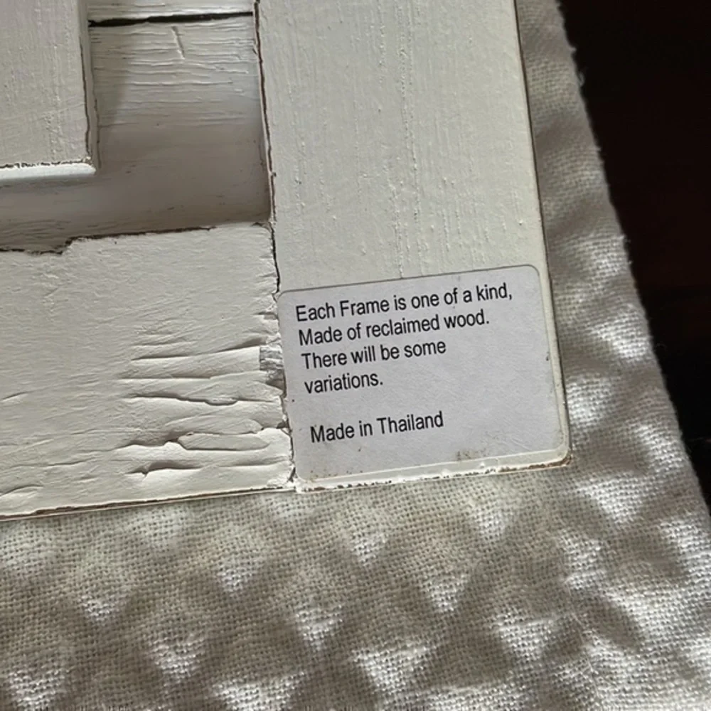 Threads Saks fifth avenue, 5 x 7 picture frame fall leaves wooden